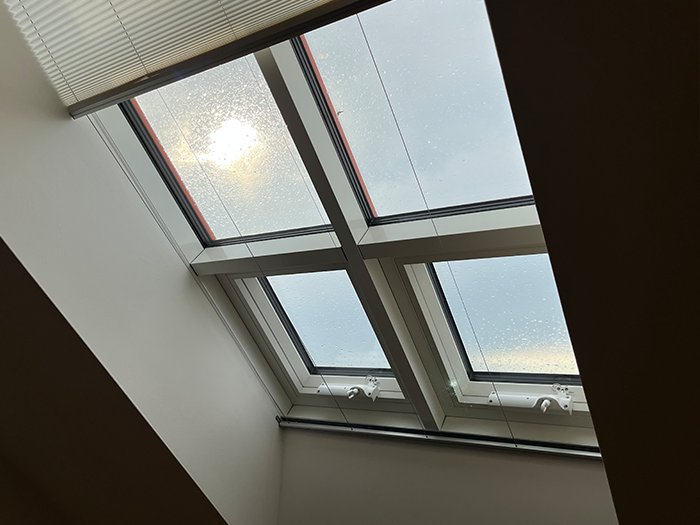 Realizace plisé žaluzií do střešních oken